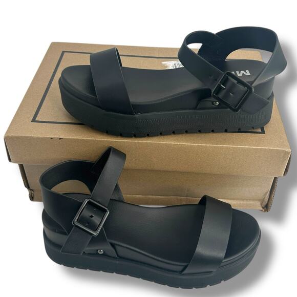NEW Mia Kayci Sandals Size 6.5 Black Ankle Strap Platform Chunky Shoes NWT - Picture 3 of 9